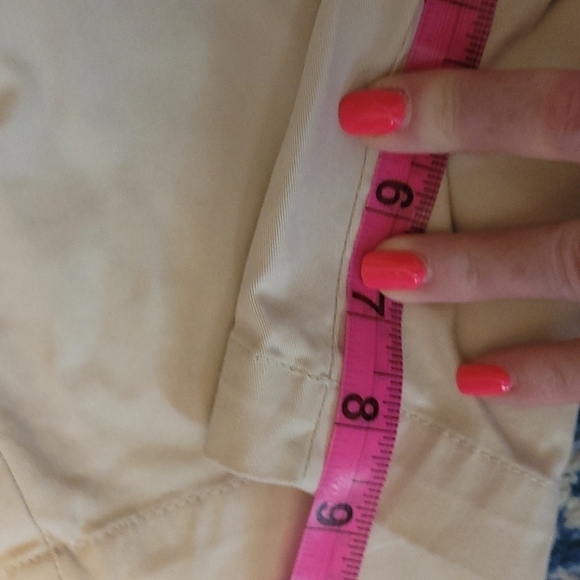 Crown & Ivy sz 4 khaki Caroline shorts WS66 - Picture 3 of 3